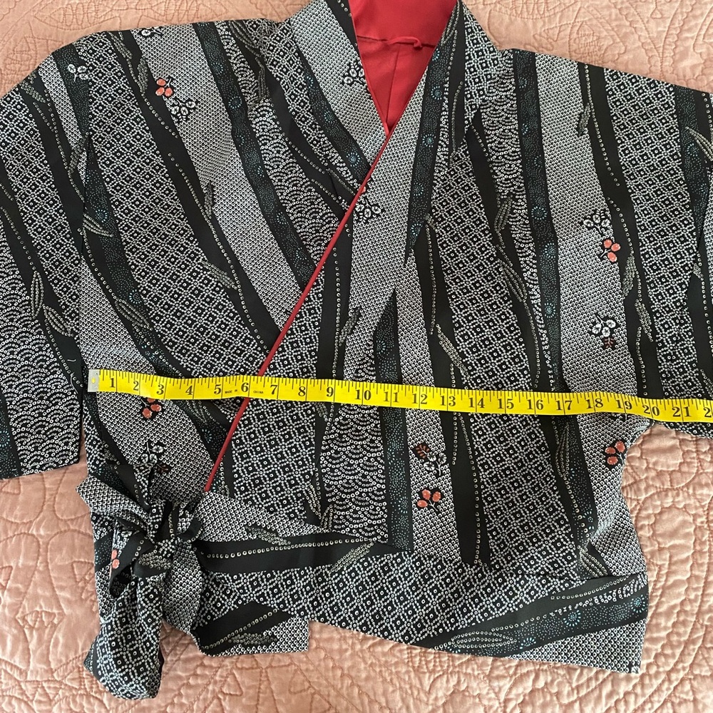 Vintage Cropped Kimono - Picture 6 of 8